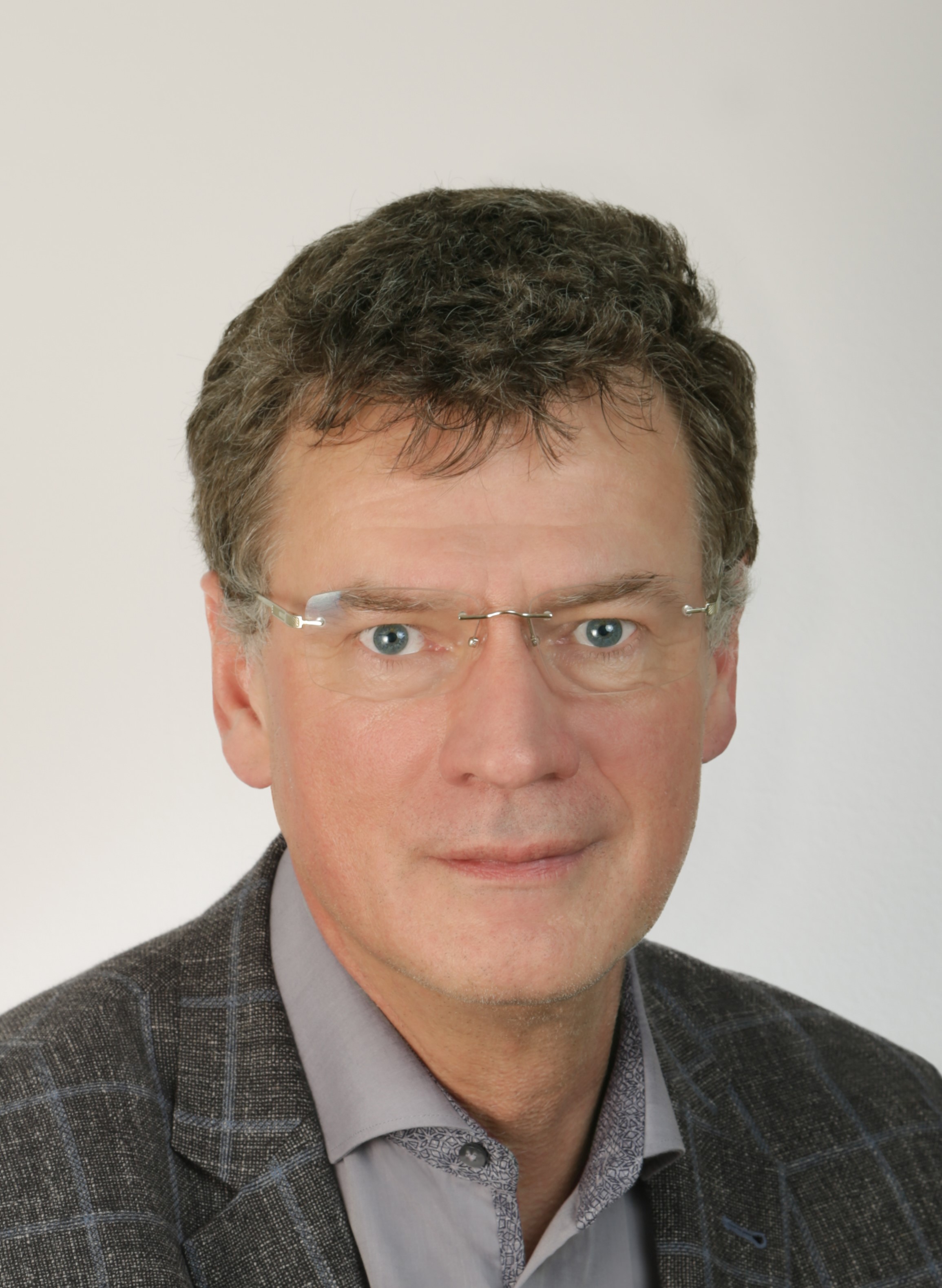 Bernd Wöstmann, UKGM